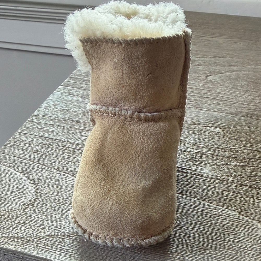 UGG Toddler Chestnut Suede Plush-Lined Booties - Picture 6 of 11